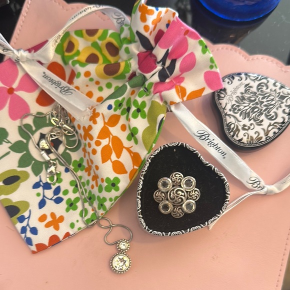 Brighton Jewelry - Beautiful Brighton lot of necklace and ring with pouch and case